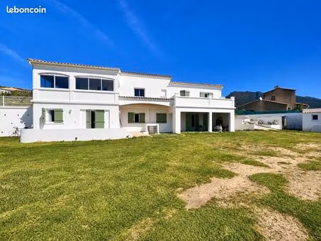 maison de type f4 avec dépendance de type f2