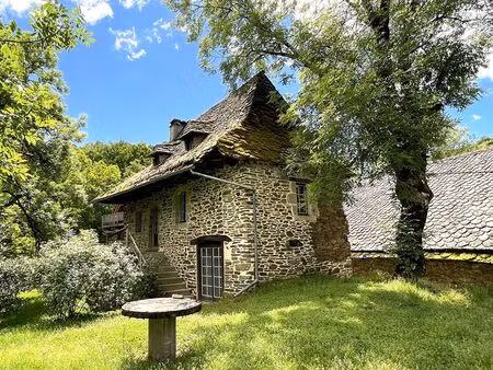 maison 12 pièces 215 m²