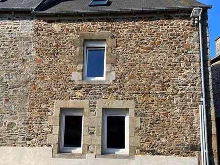 à louer petite maison de ville - 2 chambres