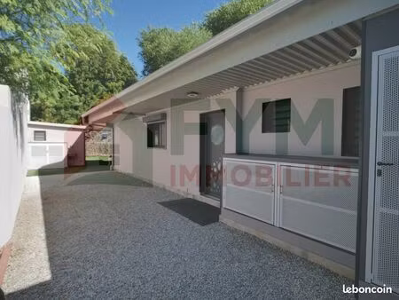propriété 4 pièces 136 m²