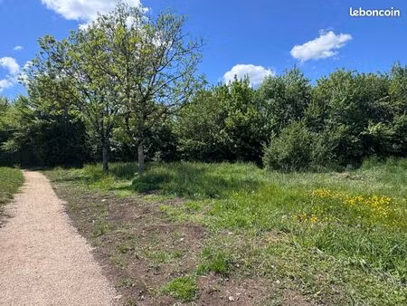 terrain 626 m² aurillac