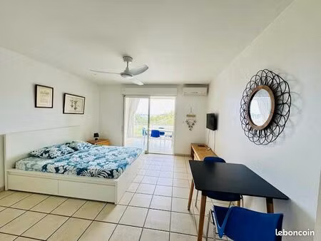 studio avec vue sur marina