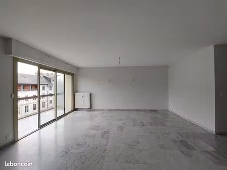 appartement 3 pièces 84 m²