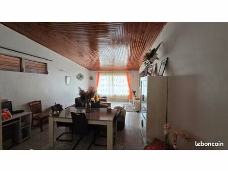maison t5 + studio attenant