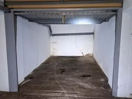 vend garage cassis les rois caravelles