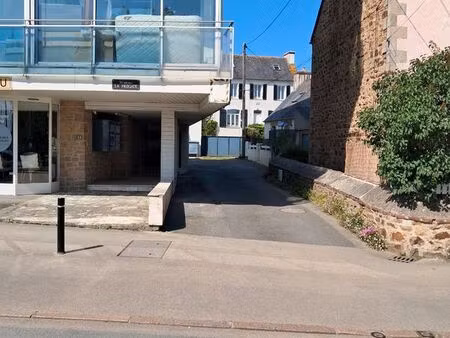 box/garage