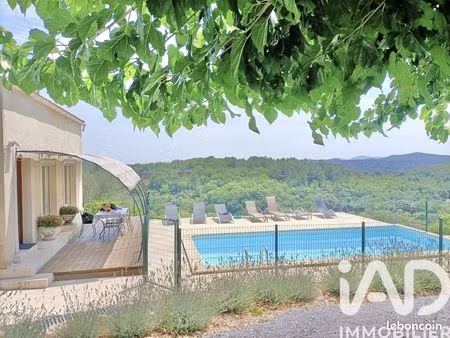 propriété 4 pièces 113 m²