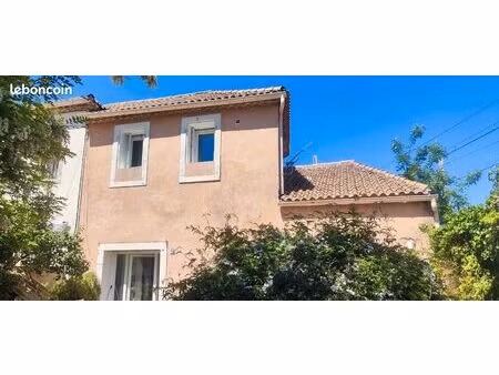 maison de 101 m2 avec 3 chambres et jardin sur terrain de 370 m2