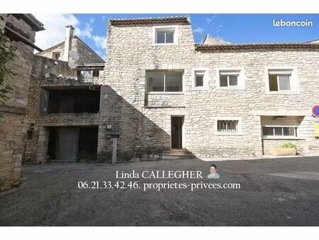maison 8 pièces 149 m²