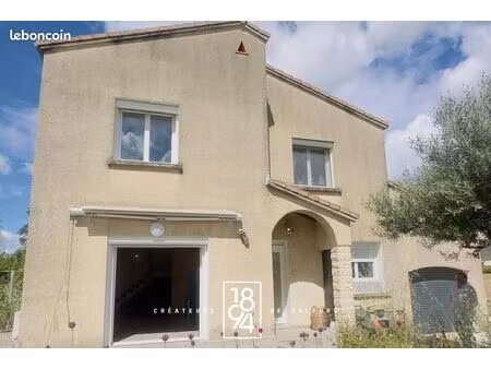 villa 5 pièces 114 m²