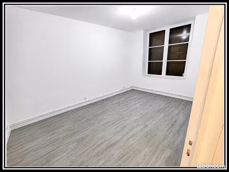f3 disponibilité immédiate  65 m² en rez-de-chaussée  2 chambres  secteur centre-ville cal