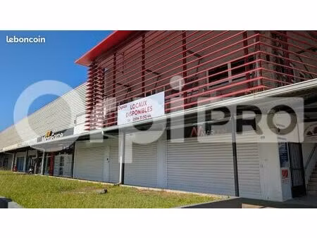 local commercial 240 m²