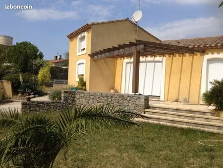 maison d’architecte t5 de 116 m2 avec dépendances sur terrain de 610 m2