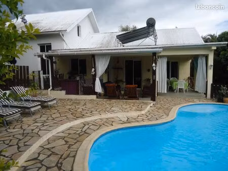 villaf5 avec piscine et t2 acces indépendant