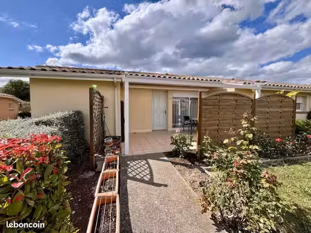villa 3 pièces 60 m²