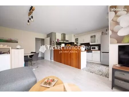appartement 3 pièces 67 m²