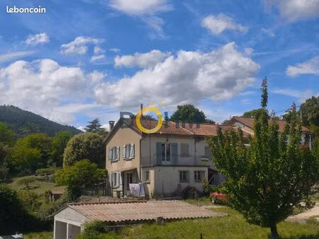 maison 6 pièces 90 m²