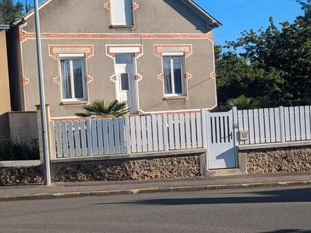 maison de ville 115 m² avec jardin clos – proche centre-ville et écoles