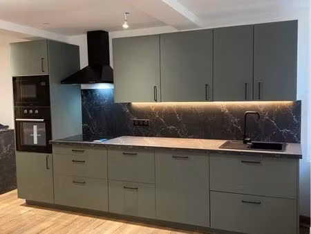 maison rénovée avec cour extérieure