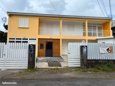 location temporaire 100m2 ou par pièce st benoît