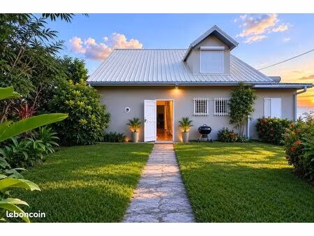 villa 6 pièces 150 m²