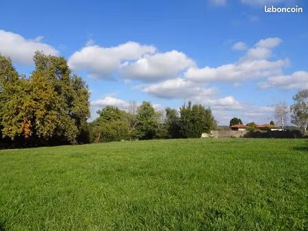 terrain à bâtir à eauze