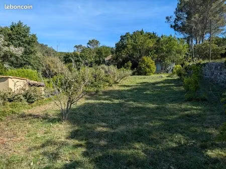 terrain 1 249 m² mons