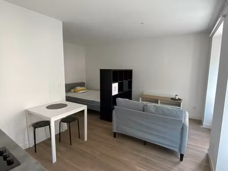 a louer studio meublé – bourges hypercentre  quartier marronniers