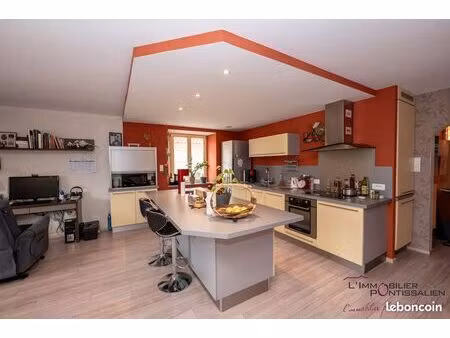 appartement 3 pièces 79 m²