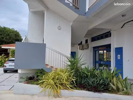 bureaux 92 m²