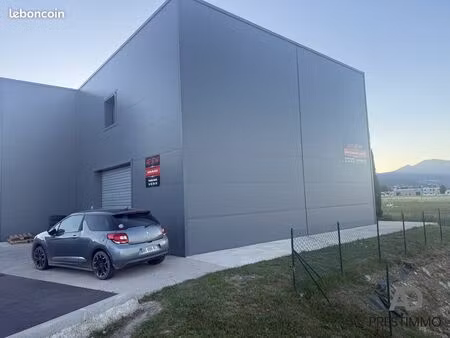 local 105 m² biguglia