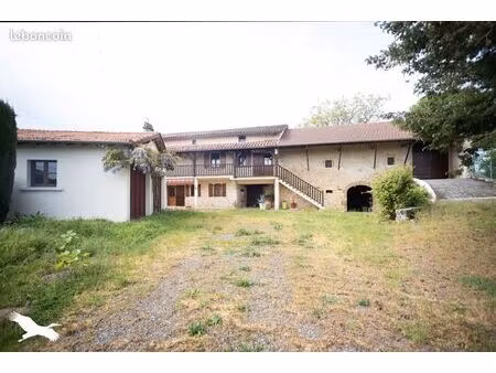 ferme 6 pièces 145 m²