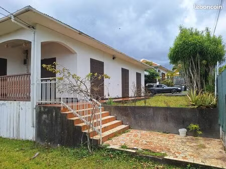 maison plein pied tampon