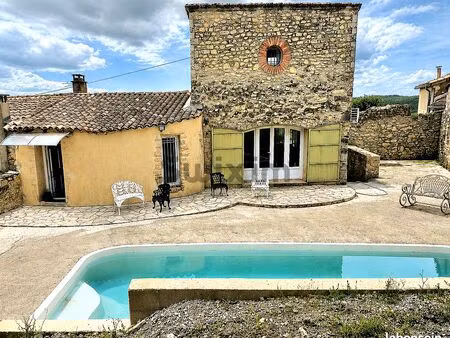 maison de village 5 pièces 136 m²