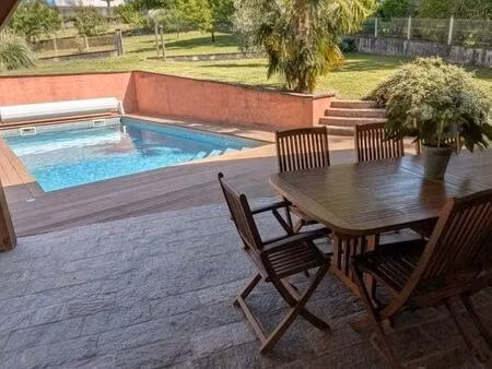 villa t5 avec piscine