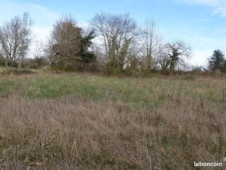 terrain 2 503 m² saint front de pradoux
