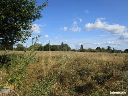 terrain 1 360 m² saint laurent des hommes