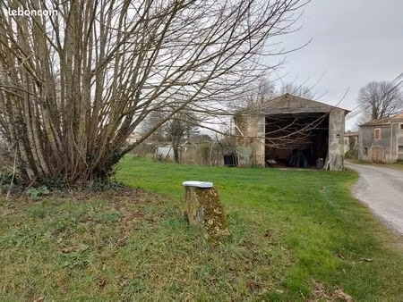 terrain 4 593 m² jonzac