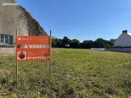 terrain 591 m² saint-yvi