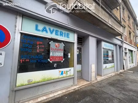 local hôtel 71 m²