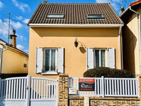 pavillon 4 pièces 84 m²