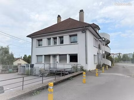 bureaux 1241 m² besancon