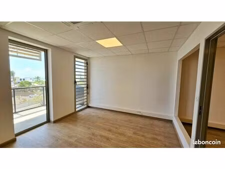 bureaux 75 m²
