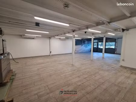 local commercial 120 m² baie-mahault