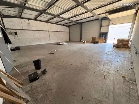 local commercial 300 m² chatillon le duc