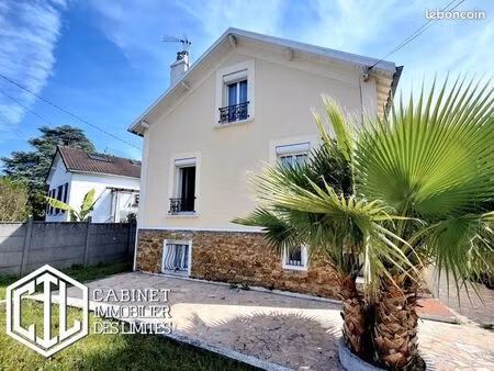 pavillon 4 pièces 105 m²