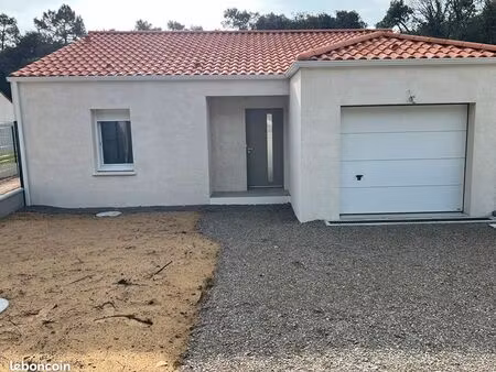 maison 4 pièces 82 m²