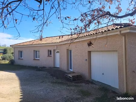villa t5 au calme - terrain 1 222m2 - a 8min de l'isle-jourdain