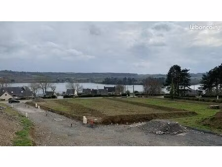 terrain 790 m² hanvec