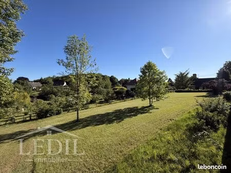 terrain 1 100 m² lagrauliere